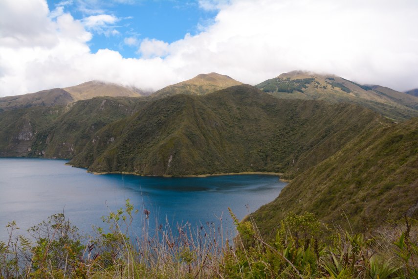 Ecuador Northern Andes: Otavalo Area, Laguna de Cuicocha and Cerro Cotatachi, Laguna de Cuicocha, Walkopedia