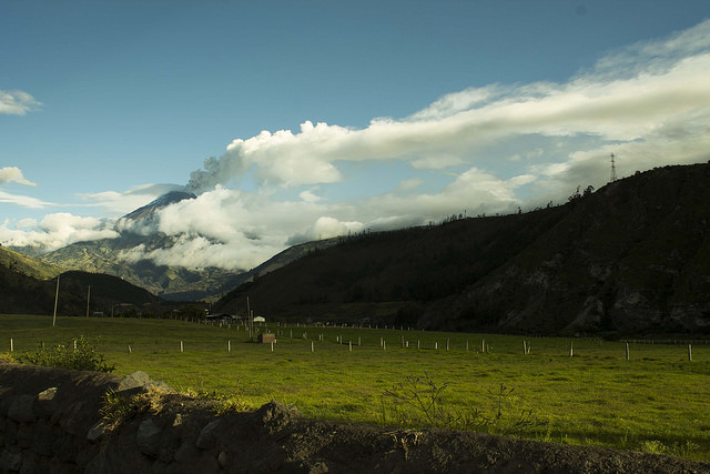 Volcan Tungurahua: © Flickr User - Marco Tituana