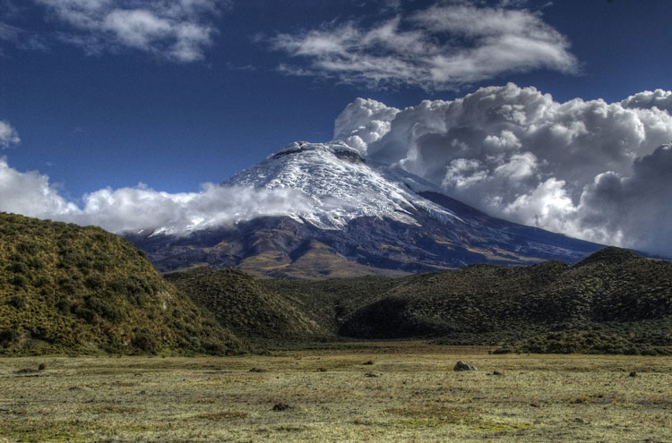 Ecuador Central Andes, Avenue of the Volcanoes, Cotopaxi, Walkopedia