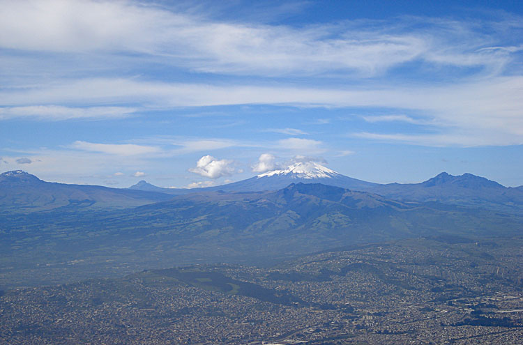 Ecuador Central Andes, Avenue of the Volcanoes, Cotopaxi, Walkopedia