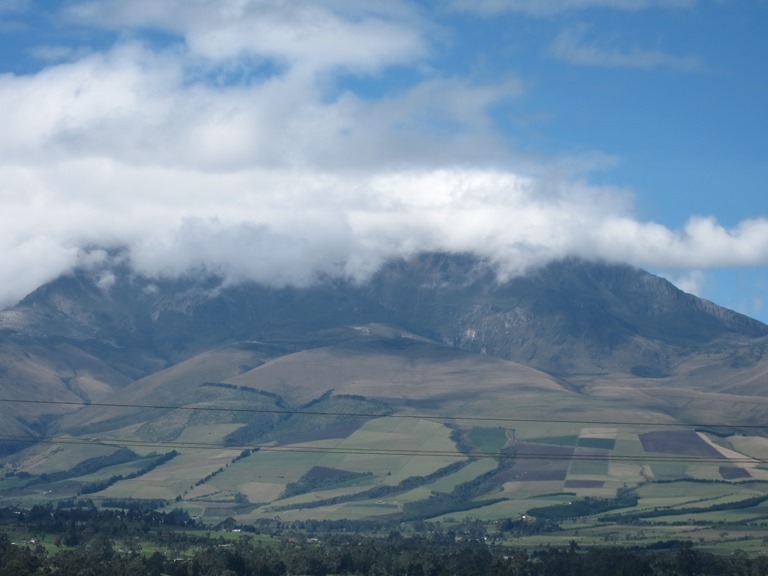 Ecuador Central Andes, Avenue of the Volcanoes, From Panamericano, Walkopedia