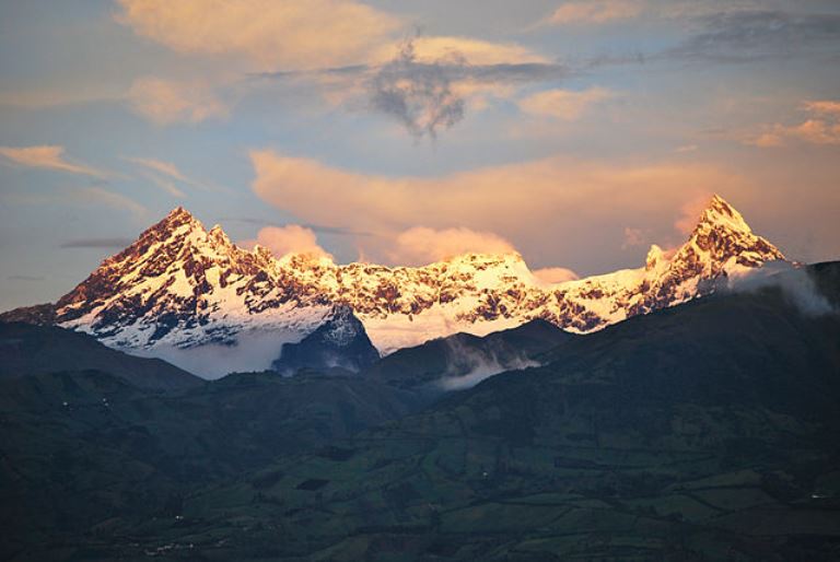 Ecuador Southern Andes: Sangay NP, El Altar, El Altar, Walkopedia