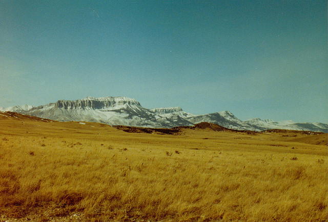 USA Western: Bob Marshall Wilderness, Chinese Wall, The Bob Marshall Wilderness - Chinese Wall in the distance, Walkopedia