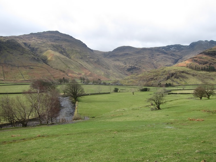 United Kingdom England Lake District, Langdale Valleys, Great Langdale valley, March, Walkopedia