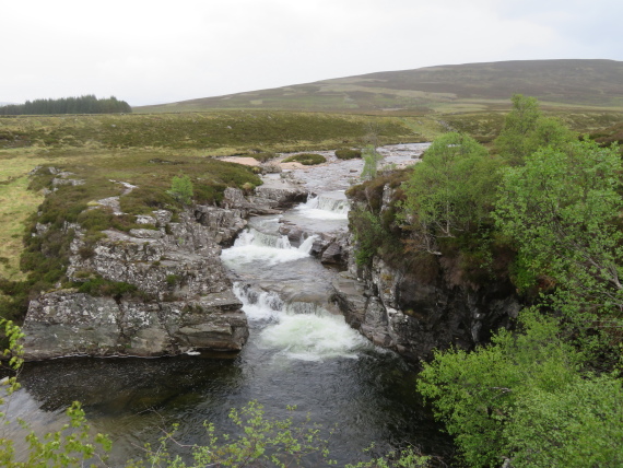 United Kingdom Scotland Cairngorms, Upper Dee Valley, Chest of Dee, Walkopedia