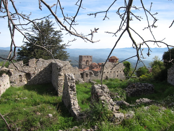 Greece Peloponnese: Taygetus range and the Mani, Taygetus and the Mani, Mystras heart, Walkopedia