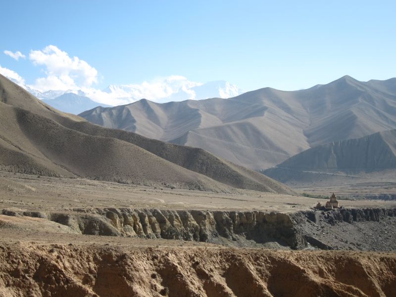 Nepal Annapurna & Mustang, Mustang, Another lonely chorten, Walkopedia