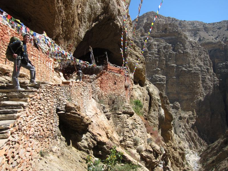 Nepal Annapurna & Mustang, Mustang, Ranchung cave, Walkopedia