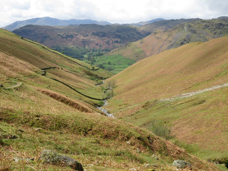 United Kingdom England Lake District, Coast to Coast, Lake District, back down Tongue Gill, Walkopedia