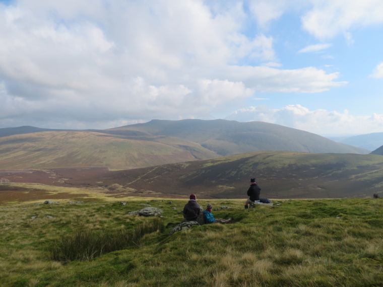 United Kingdom England Lake District, Skiddaw, Lunch below Sale How in east, Walkopedia