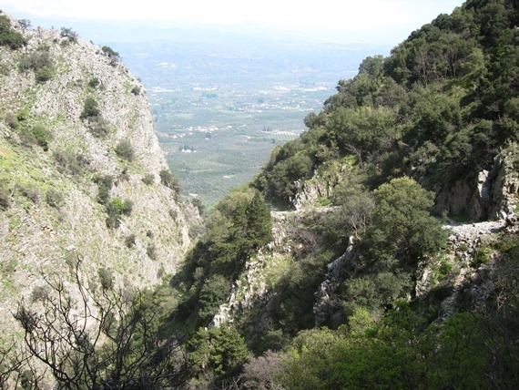 Greece Peloponnese: Taygetus range and the Mani, Tracks to Anavriti/ Soha/ Phaneromeni, , Walkopedia