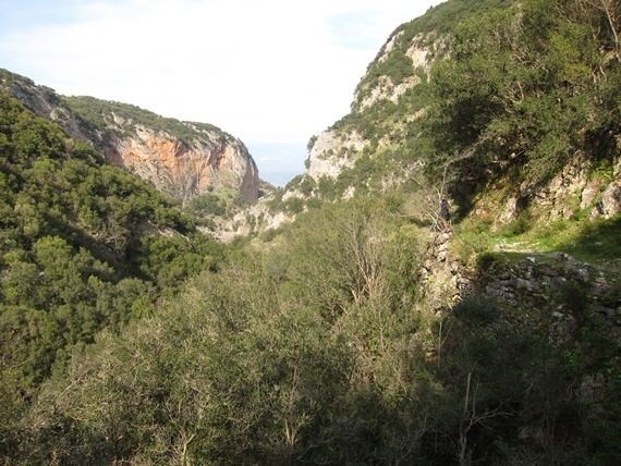 Greece Peloponnese: Taygetus range and the Mani, Tracks to Anavriti/ Soha/ Phaneromeni, , Walkopedia