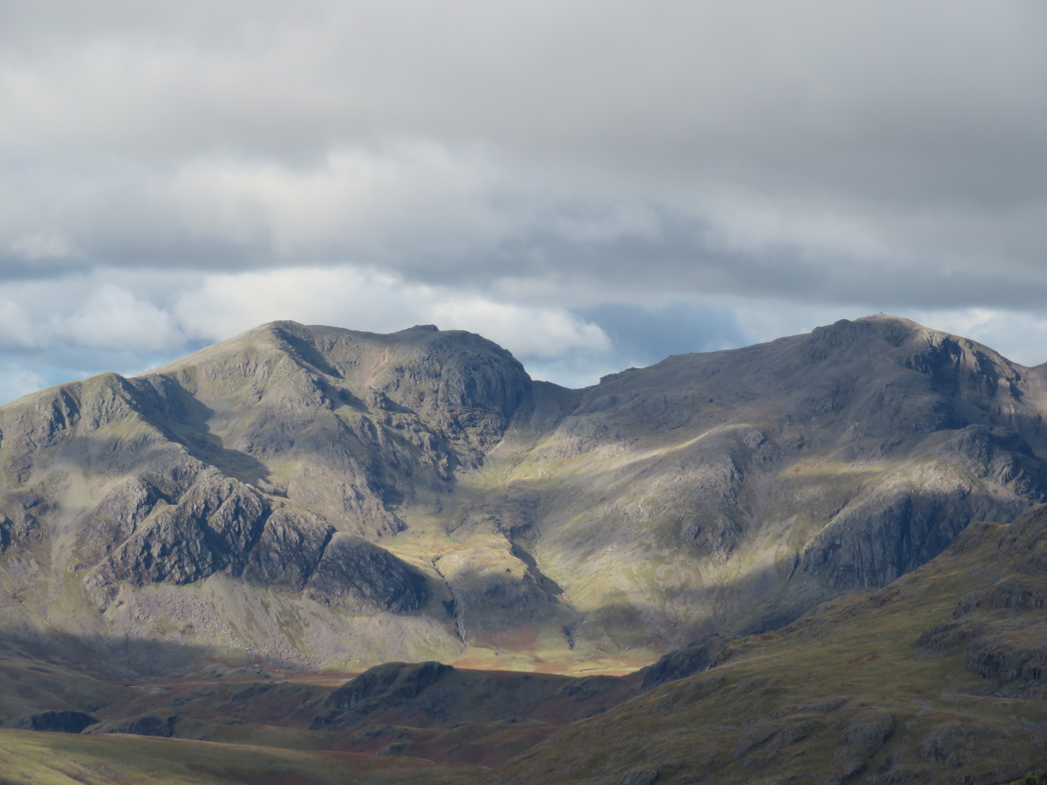 United Kingdom England Lake District, Swirl How and Great Carrs, Scafell group from Swirl How, Walkopedia