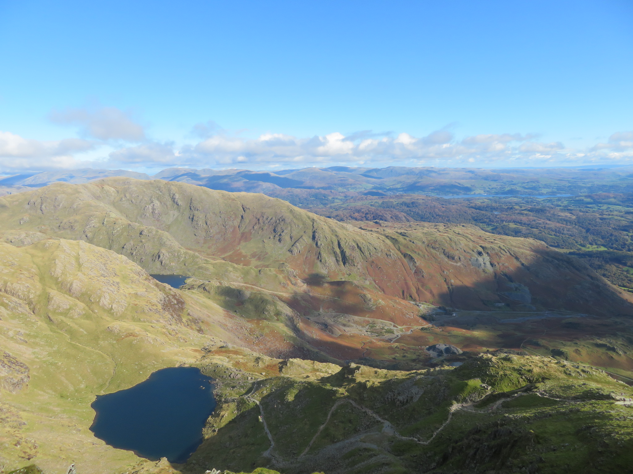 United Kingdom England Lake District, Swirl How and Great Carrs, From Old Man summit, Walkopedia