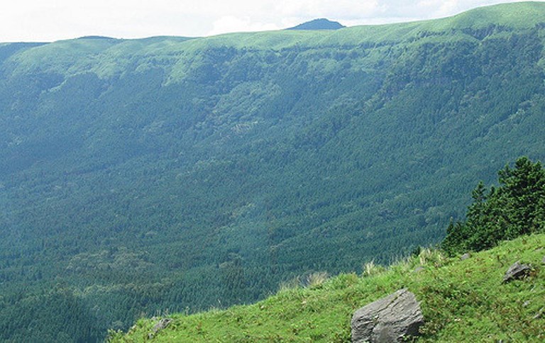 Japan Kyushu, Mount Aso/ Taka-Dake, Aso Caldera, Walkopedia