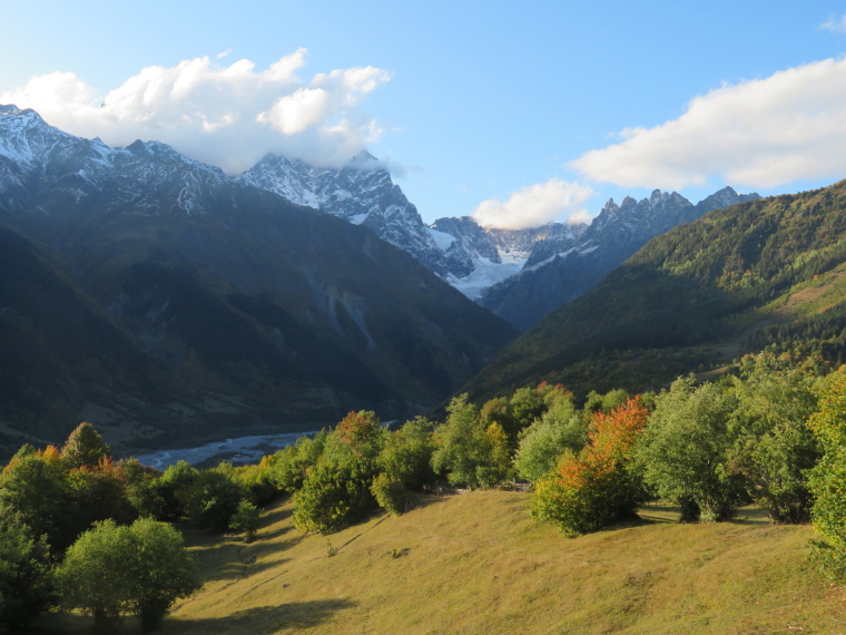 Georgia Gt Caucasus Mts, Greater Caucasus Mountains, Head of Mestia valley, evening light, Walkopedia