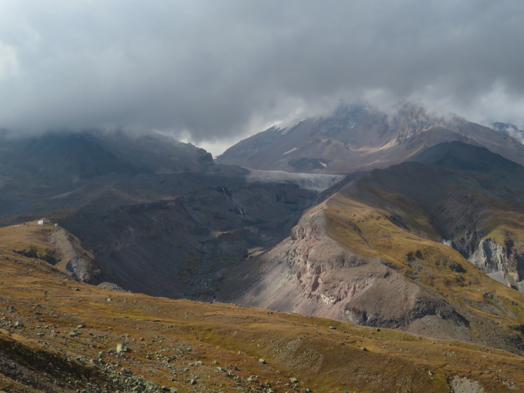 Georgia Gt Caucasus Mts, Greater Caucasus Mountains, Gergeti walk, changing light, Walkopedia