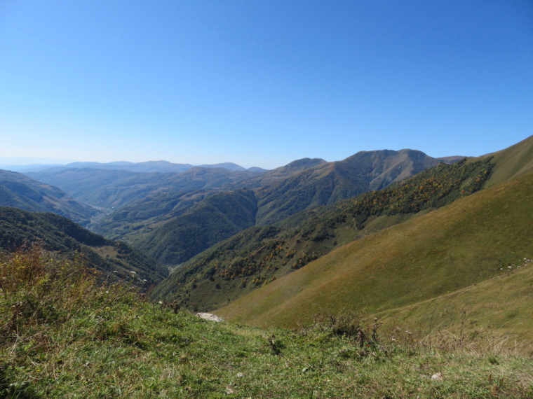 Georgia Gt Caucasus Mts, Greater Caucasus Mountains, Into South Ossetia from high ridge, Lomissa Chapel, Walkopedia