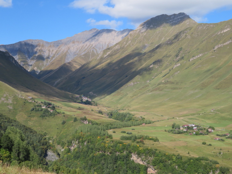 Georgia Gt Caucasus Mts, Greater Caucasus Mountains, Khada valley, Walkopedia