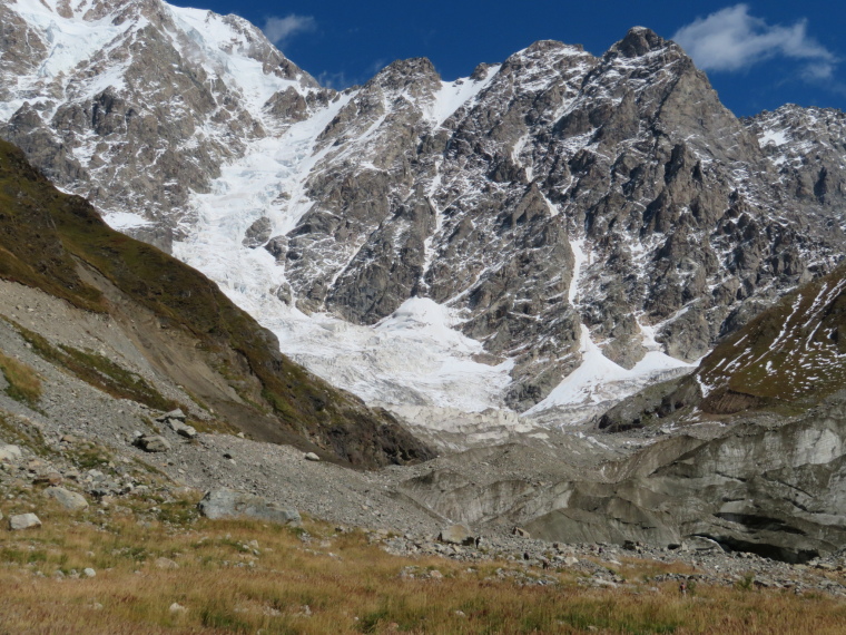 Georgia Gt Caucasus Mts, Greater Caucasus Mountains, Shkhara glacier, white to dirty, Walkopedia