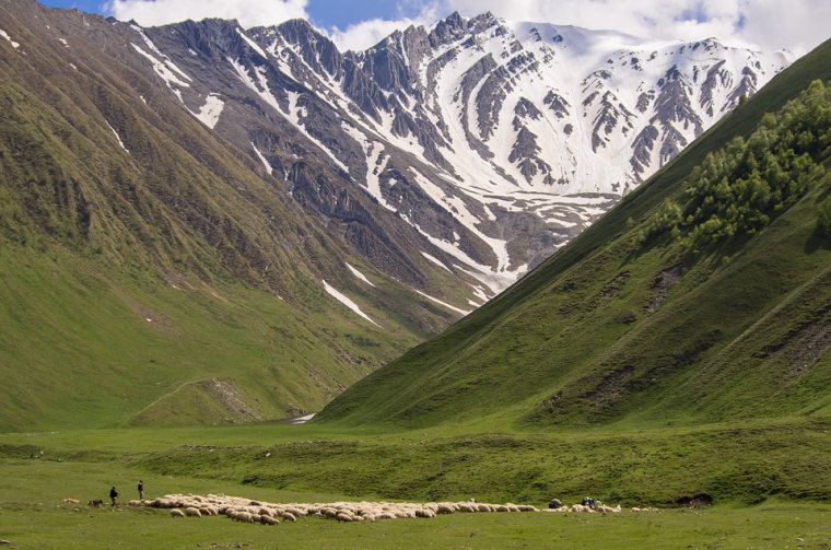 Georgia Gt Caucasus Mts, Greater Caucasus Mountains, Truso Valley, Walkopedia