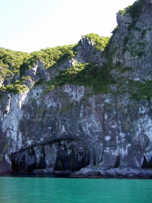 Japan Hokkaido, Shiretoko Peninsula , Scene from pleasure boat, Walkopedia