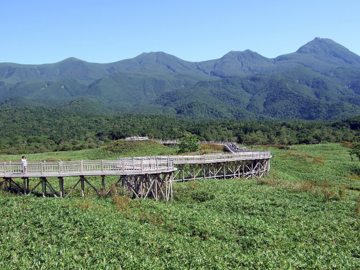 Shiretoko Peninsula 
© flickr user- Hiroshi TOKUSA