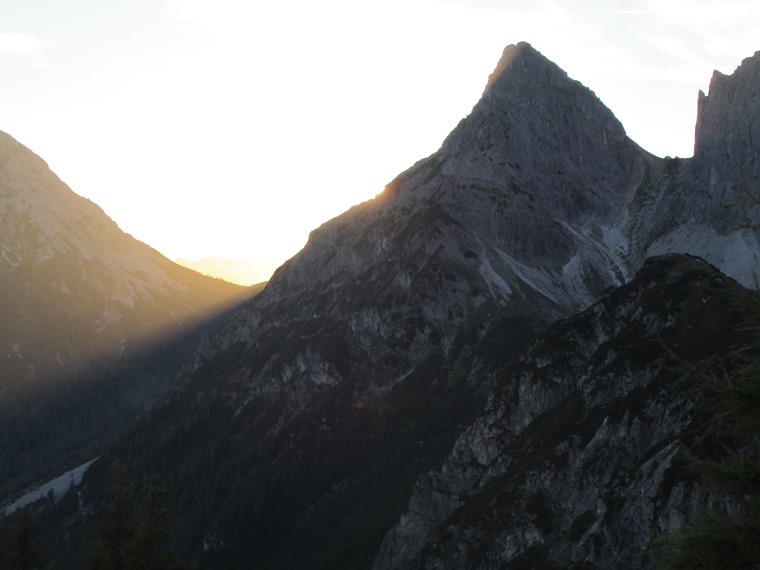 Austria The Dachstein, The Dachstein, Raucheck and Tor pass, sunset, Walkopedia