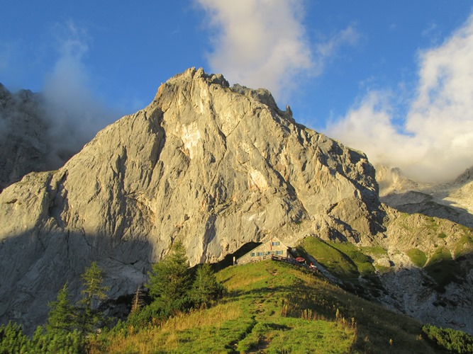 Austria The Dachstein, Pennerweg, Sudwandhutte , Walkopedia