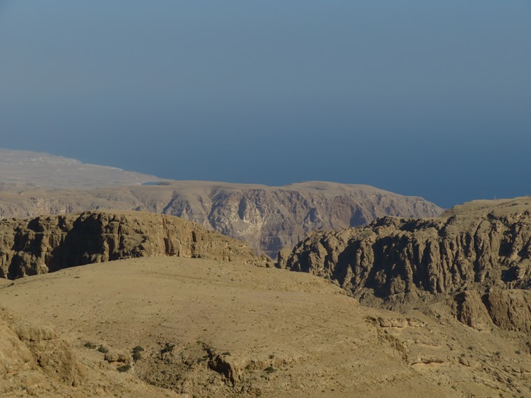 Oman Eastern Hajar Mountains, Across the Selma Pateau (E35), , Walkopedia