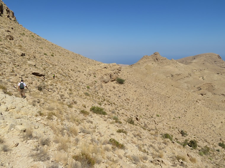 Oman Eastern Hajar Mountains, Across the Selma Pateau (E35), Traversing, Walkopedia