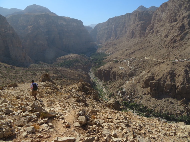 Oman Eastern Hajar Mountains, Across the Selma Pateau (E35), , Walkopedia