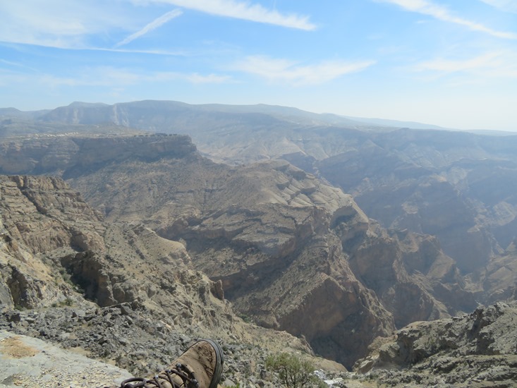 Oman Western Hajar Mts: Jebel Akhdar, Jebel Akhdar, Wadi Tanuf, Walkopedia