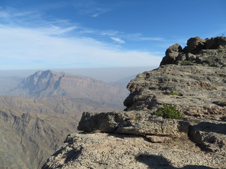 Oman Western Hajar Mts: Jebel Akhdar, Western Hajar Mountains, Over Wadi Bain Awf, Walkopedia