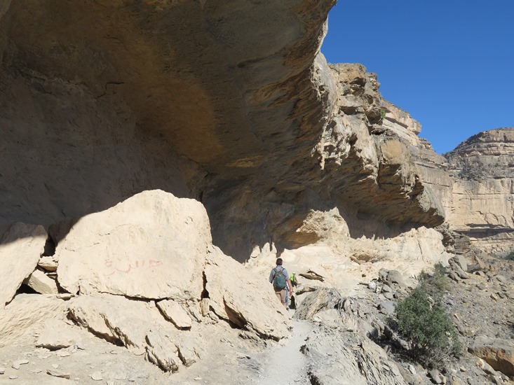 Oman Western Hajar Mts: Jebel Akhdar, Balcony Walk, Wadi Nakhur, , Walkopedia