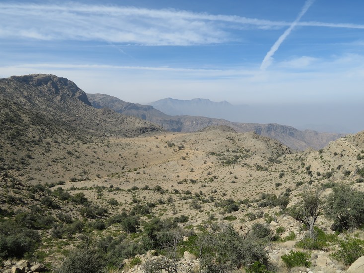 Oman Western Hajar Mts: Jebel Akhdar, Qiyut to Ar Roos Traverse , , Walkopedia