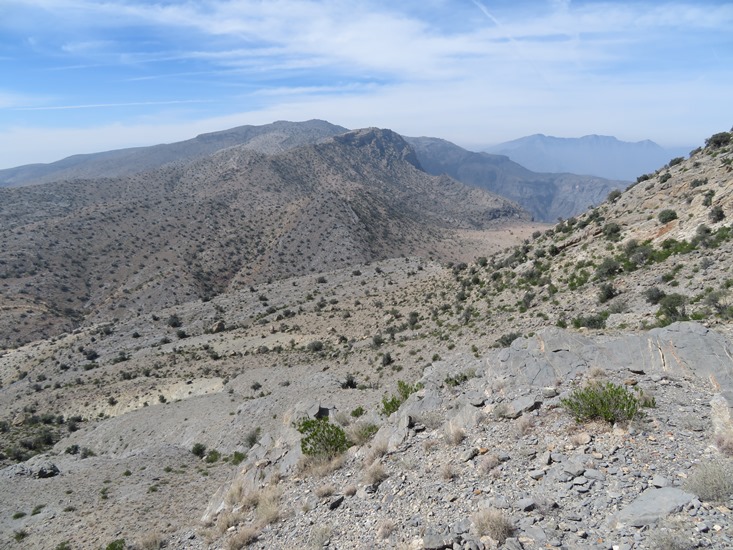 Oman Western Hajar Mts: Jebel Akhdar, Qiyut to Ar Roos Traverse , , Walkopedia