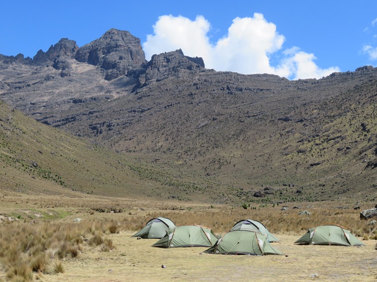 Kenya Mount Kenya, Sirimon Route , , Walkopedia