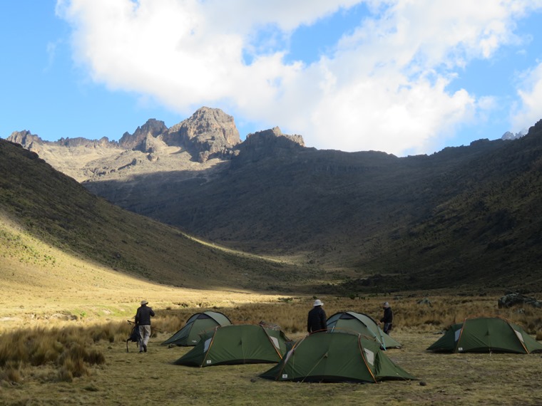 Kenya Mount Kenya, Sirimon Route , Liki valley campsite, late light, Walkopedia