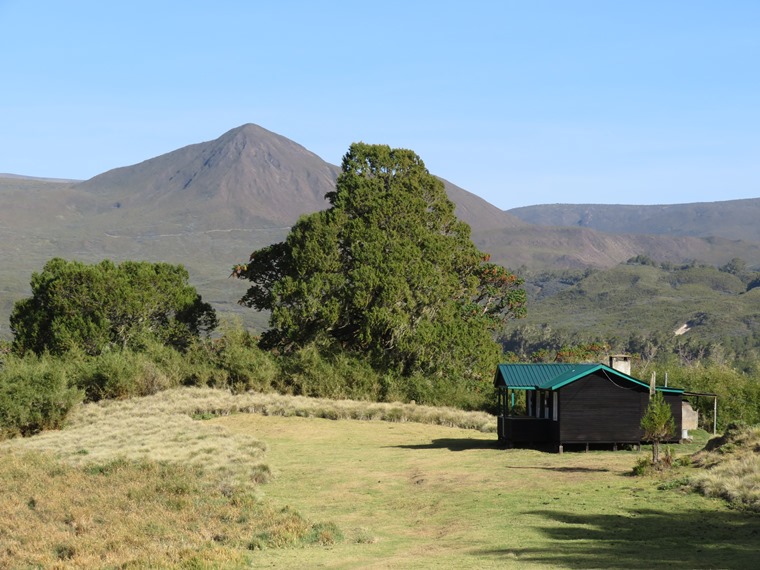 Kenya Mount Kenya, Chogoria Route, Mt K from Banda Huts, Walkopedia