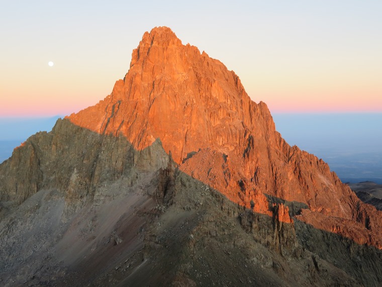 Kenya Mount Kenya, Mount Kenya, Sunrise on Nelion, Walkopedia