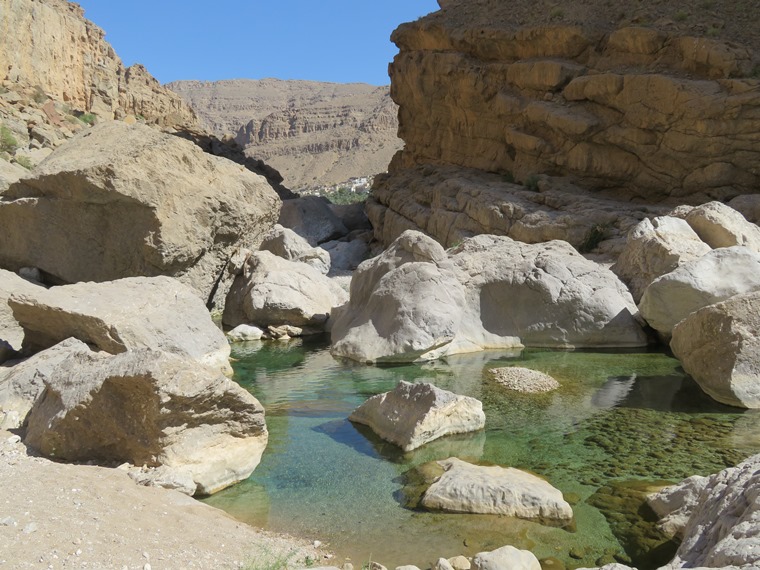 Wadi Bani Khalid: © William Mackesy