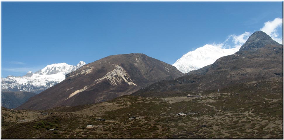 India Sikkim and nearby, Goecha La/Dzongri, Bare hills of Dzongri, Walkopedia