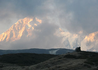 India Sikkim and nearby, Goecha La/Dzongri, Pandim through the mist, Walkopedia