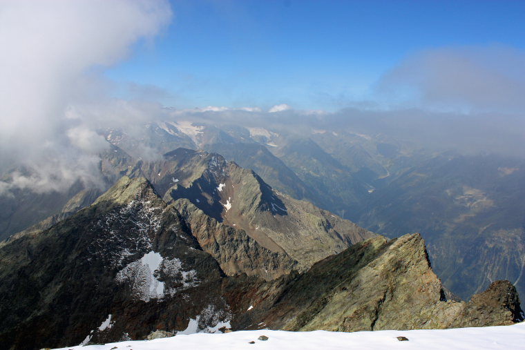 Austria Stubai Alps, Stubai Alps, Summit views, Walkopedia