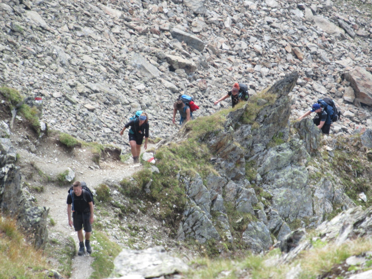 Austria Stubai Alps, Stubaier Hohenweg (Runde Tour), Group coming out of klettersteig ascent to Marspitse from Sulzenau Hut, Walkopedia