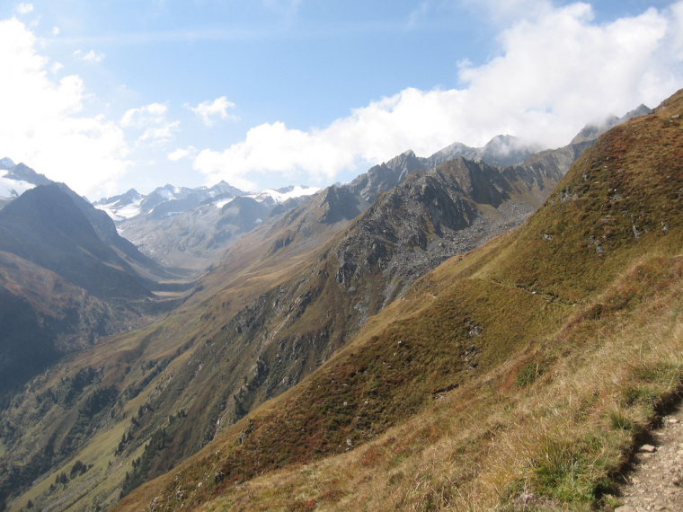 Austria Stubai Alps, Stubaier Hohenweg (Runde Tour), Franz-Senn-Weg, Walkopedia