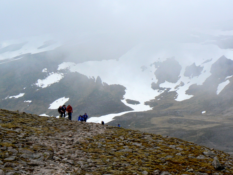 United Kingdom Scotland Cairngorms, Ben Avon, Climbing Ben Avon , Walkopedia