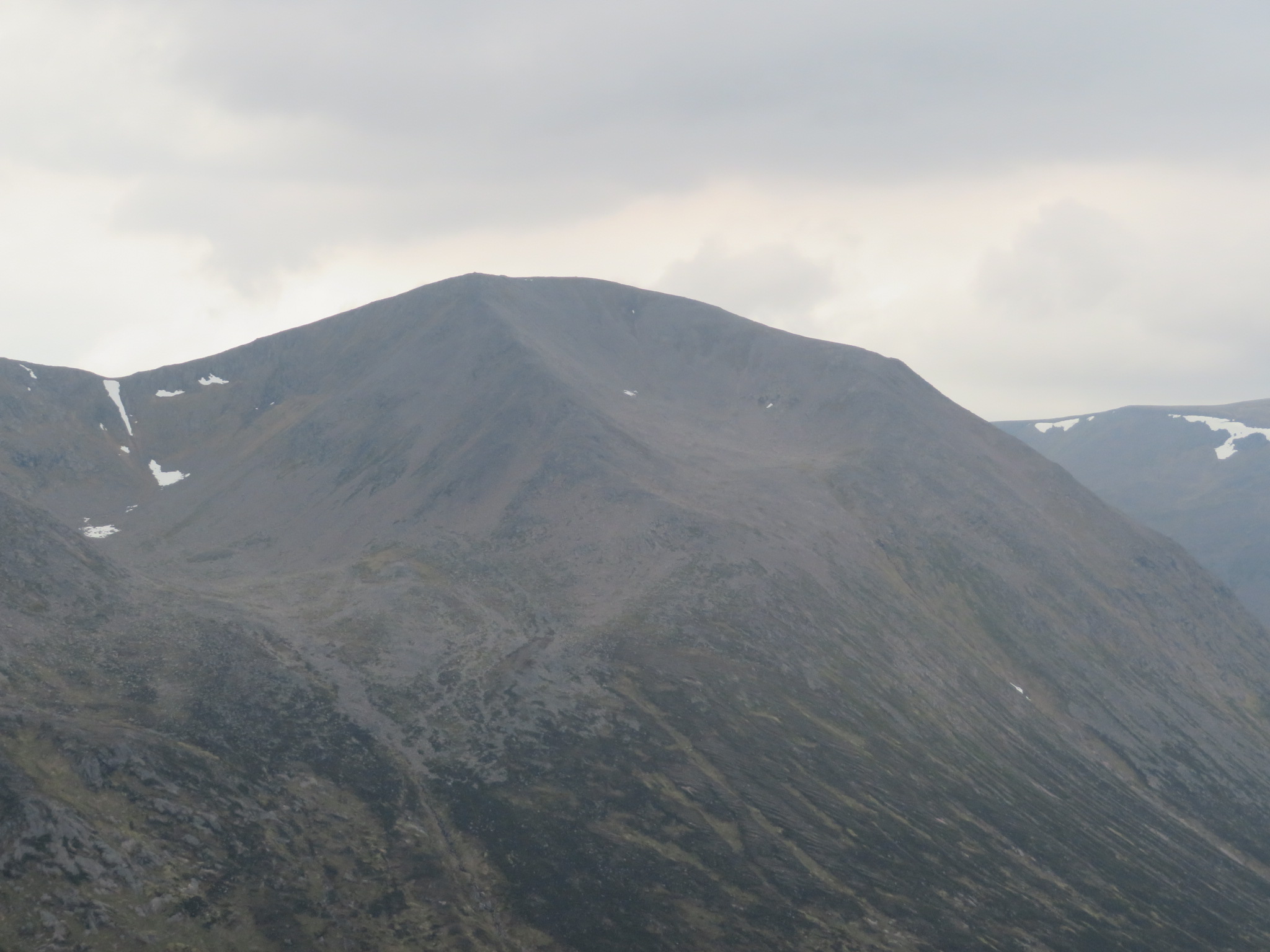 United Kingdom Scotland Cairngorms, Cairn Toul and Braeriach , Cairn Toul from carn A Mhain, Walkopedia