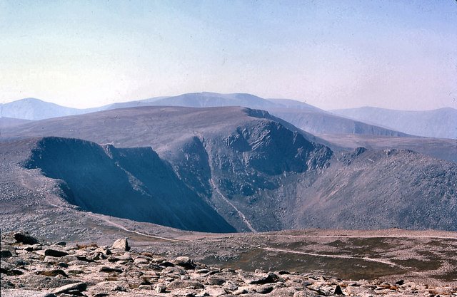 United Kingdom Scotland Cairngorms, Cairn Gorm , Cairngorm summit , Walkopedia